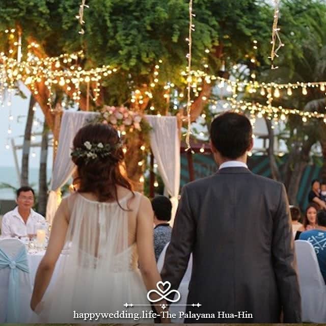 HappyWedding.Lifeさんのインスタグラム写真 - (HappyWedding.LifeInstagram)「จัดงานแต่งริมทะเลสุดชิลแบบ private โดยเเขกเพียง 150 ท่าน ก็ปิดโรงเเรมได้แล้วที่ The Palayana Hua-Hin . . Detail on 🔽 https://happywedding.life/th/vendors 🔍 The Palayana Hua-Hin . . #Venue #weddingvenue #Thaiwedding #wedding #weddingmemories #weddingplanning #weddingthailand #weddingplanning #happywedding #happyweddingth #happyweddinglifeth #weddinginspiration #thailand #love #inspiraion #แต่งงาน #จัดงานแต่งงาน #สถานที่จัดงานแต่งงาน #สถานที่ถ่ายพรีเวดดิ้ง #พรีเวดดิ้ง #ตัดสินใจเลือกสถานที่แต่งงาน #สถานที่จัดงานแต่งแบบไทย . . ติดตามผู้ให้บริการสถานที่จัดงานแต่งงานเพิ่มเติม >> #HWLvenue」11月29日 11時04分 - happywedding.life