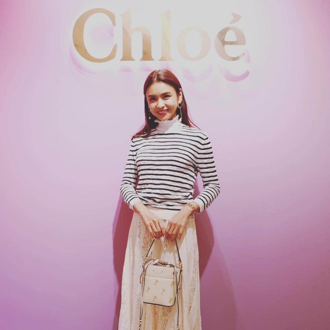 滝沢眞規子さんのインスタグラム写真 - (滝沢眞規子Instagram)「🎄✨🐴Chloe Ginza Christmas Collection Launch event 🐴✨🎄 切り絵アート楽しい💛#chloegirls」11月29日 20時40分 - makikotakizawa