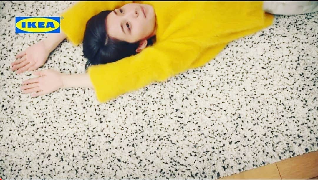 柚月美穂のインスタグラム：「#information #New ! . . 🆕🔵『IKEA (イケア)』ＣＭ フォークソング ヴィンドゥム篇 https://t.co/cOepYlRJmG . . 新しくOA中のCMです🆕🎥｡* ﾟ  是非チェックを～🐥 . . ---'-- 引き続き こちらも↓まだまだ公開中ですよ～🐥ﾋﾟﾖ～ . . 公開中一部まとめ^^* 🔵ＮＴＴ東日本 TVCM 地域の会社を全力サポート https://t.co/Kha6ksbECJ . 🔵Just ウォータースタンド https://t.co/6plPJJqFhA . 🔵Panasonic Wおどり炊きVSX8 TVCM 福井・宮城篇 https://t.co/wmoVUEzmod . 🔵センチュリー21 ブランドビジョン「MISSION」 https://t.co/HVo4VSYy6o . 🔵『バファリンプレミアム』 TIME IN A BOX 速く効くだけじゃない篇 https://t.co/HJPhZzFi6i . 🔵『ＮＥＣ VersaPro』web https://t.co/qN1oEmJz2u . 🔵『崎陽軒』 美味しさ長持ちシリーズ https://t.co/UZjPeqrB0o . 🔵『リゾン』（和光パークサイド） http://www.lizon-no-nekko.com/property/echigoyama/index.html . 🔵『日本証券業協会』 ＜しょう君の今日からスタート！資産運用と証券投資＞1話〜4話 http://www.jsda.or.jp/manabu/start/index.html  #CM」