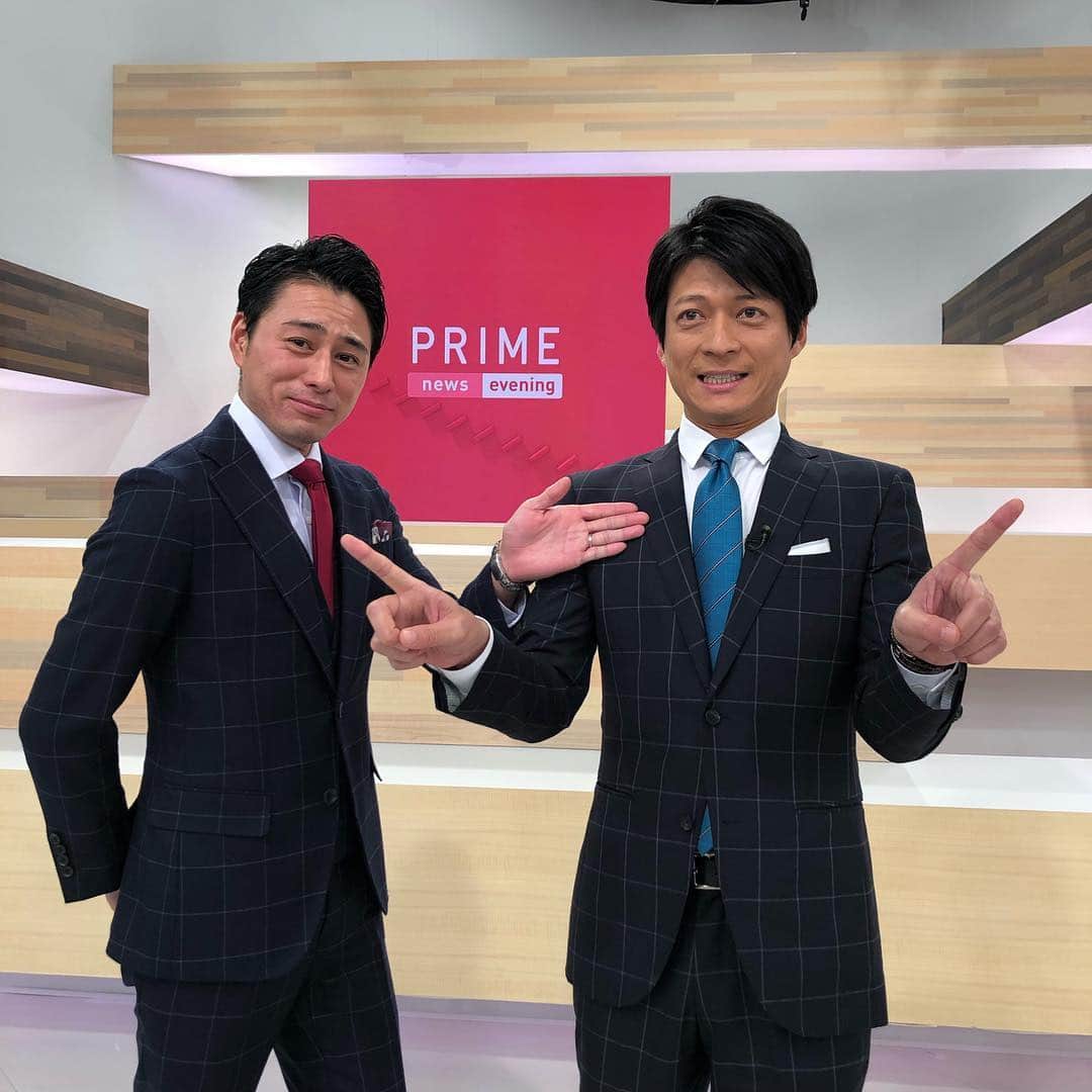 フジテレビ「プライムニュース イブニング」さんのインスタグラム写真 - (フジテレビ「プライムニュース イブニング」Instagram)「第２弾。 海老原キャスターの　#いいにくいことをいう日 #すべてが鮮明に  そして第3弾。 倉田キャスターの #いいにくいことをいう日 「おいおい、スーツの柄は先輩に譲れよ」  #倉田大誠　#島田彩夏　#木村拓也　#海老原優香　 #プライムニュースイブニング #フジテレビ」11月29日 18時58分 - livenews_it
