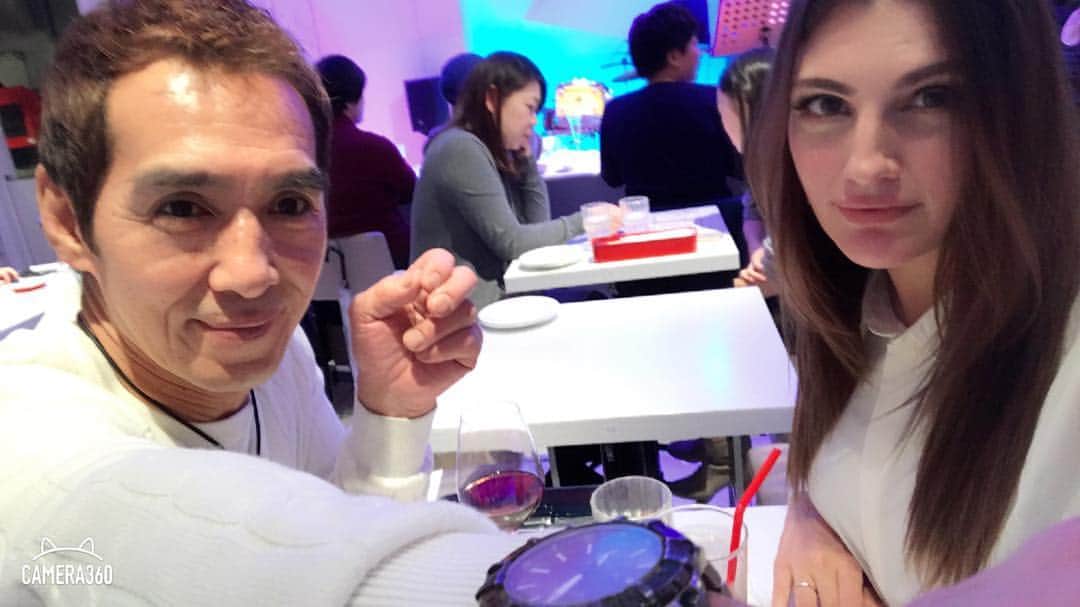 玲奈マリーのインスタグラム：「最近のデート❤️ #夫婦 #デート #ラブラブ #青山 #飯テロ #トリュフ #黒トリュフ #可愛い #モデル #元モデル #イタリア料理 #フォアグラ #和牛 #カルパッチョ #date #husband #model #foodporn #foiegras #blacktruffle #wagyu #carpaccio #italianfood #tokyo」