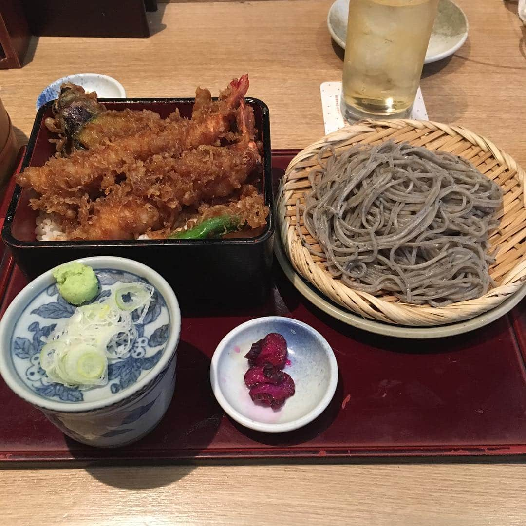 カンノコレクションさんのインスタグラム写真 - (カンノコレクションInstagram)「#昆布締め #蕎麦 #天丼 #高田屋 #美味かった #偽不動産芸人」11月30日 1時16分 - bloody_cyclops