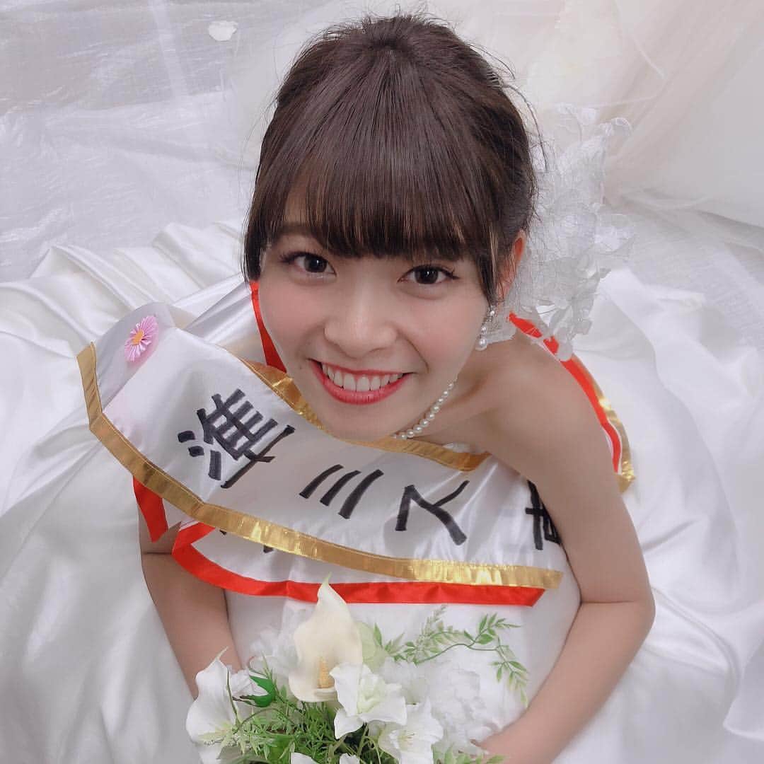 のインスタグラム：「. . Instagramでのご報告が遅くなってしまい、申し訳ありません。 先日駒場祭・そしてミス&ミスター東大2018コンテストが終了し、ミス東大2018準グランプリをいただきました！！！ 皆さんの応援がなければこのような幸せな賞をいただくことはできませんでした。  応援のメッセージをくださった方、日々声をかけてくれた友達、駒場祭のステージを見に来てくださった方、投票をしてくださった方、全ての方に本当に本当に感謝でいっぱいです。 皆さん大好きです！！！！！ ありがとうございました！！ 写真沢山ありすぎて選べきれないので、また沢山載せさせていただきますね…！😂. . .  #ミス東大 #準グランプリ #ブラデリス賞 #6枚目は受賞の瞬間」