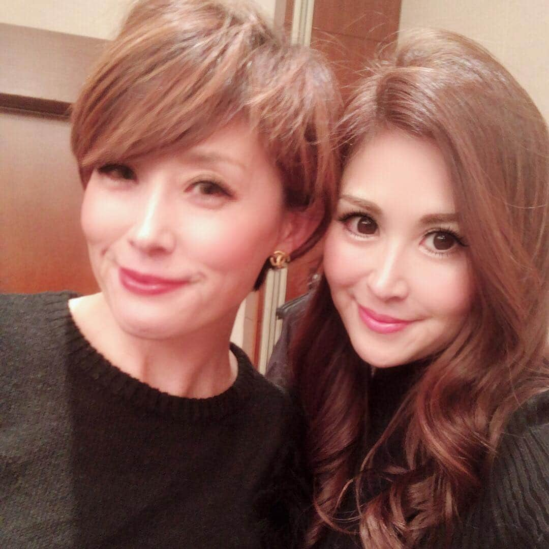 越野矢素子さんのインスタグラム写真 - (越野矢素子Instagram)「ランウェイをご一緒させて頂いた皆様と💕 #マダムエツコ#エツコショップ#モデル#八瀬エクシブ」11月30日 10時16分 - loversyaso