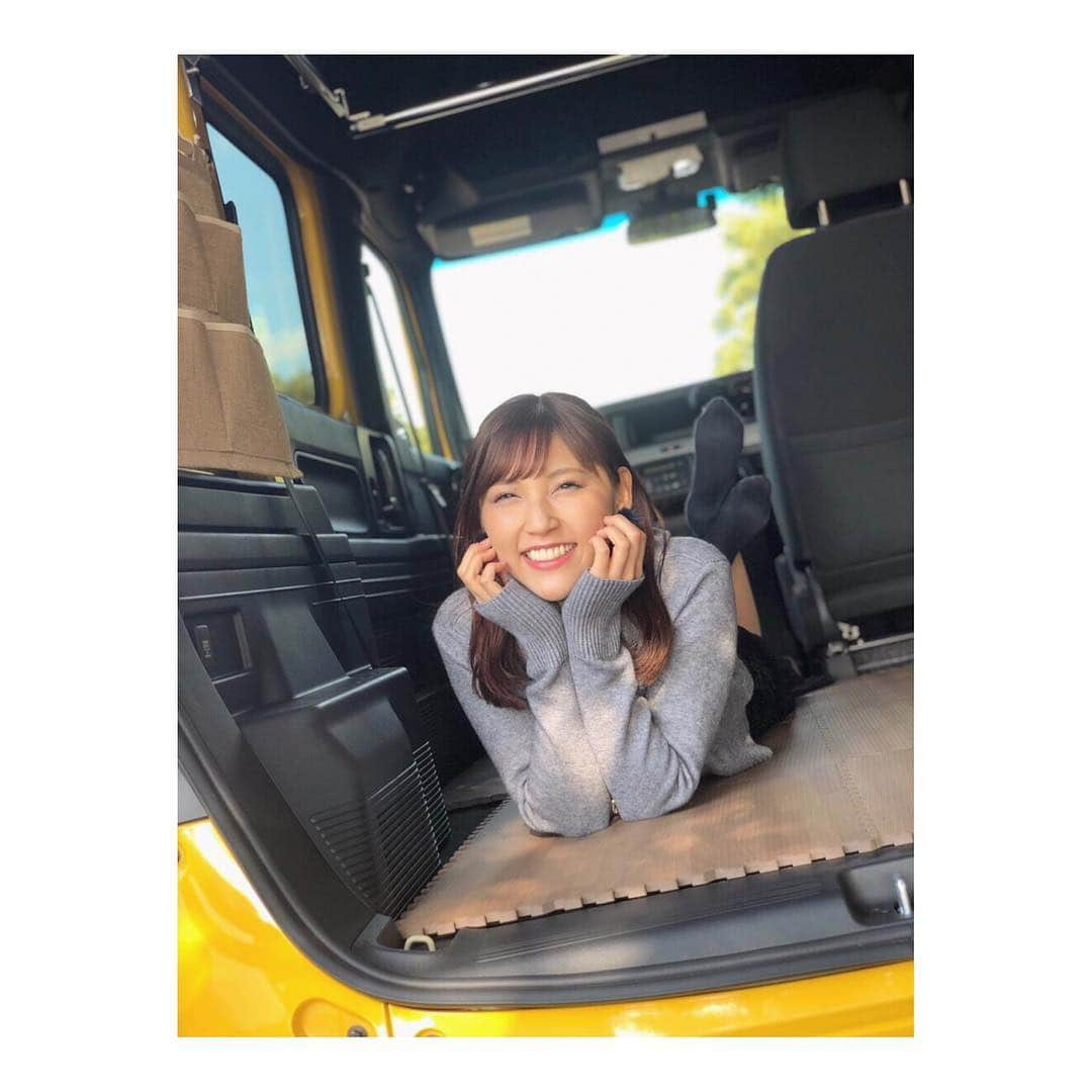 森脇亜紗紀さんのインスタグラム写真 - (森脇亜紗紀Instagram)「おはよう.❤︎ 写真やストーリー見て元気出ました って言ってもらえたり、 嬉しい💌をたくさん頂いたので☺️❤︎ 少しでも笑顔になってもらえたら 私も嬉しいなっ .☺︎ ・ 昨日もひたすら笑ってたけど おふざけshotにも優しいカメラマンさん. とーっても素敵に撮って下さいました🙏🏻♥️ #660magazine #offshot #gm #ひたすら笑ってるシリーズ #今日も笑顔で過ごそうね」11月30日 10時49分 - asaki516