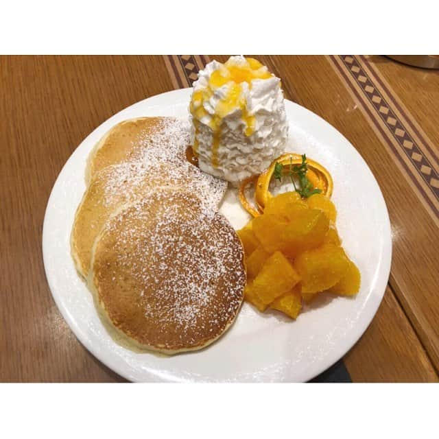 小栗有以さんのインスタグラム写真 - (小栗有以Instagram)「おいしかった💗👼🏻 #パンケーキ #オレンジ #美味しかった」11月30日 13時51分 - yuioguri_1226