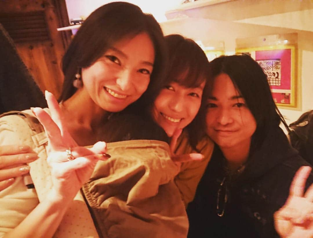 及川奈央さんのインスタグラム写真 - (及川奈央Instagram)「#芸能人カレー部 #カレー部 #10年以上ぶり #再会 #森下千里 #ミラクルひかる #武蔵 #初期メンバー #集合 #仲間 #癒し #感謝」11月30日 14時21分 - naooikawa