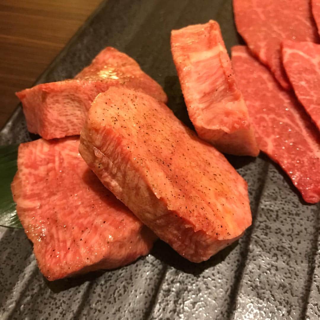 砂間敬太さんのインスタグラム写真 - (砂間敬太Instagram)「今年はいい肉の日にいい肉を食べれなかった😭早く好きな人といい肉をたらふく食べてぇ🤙🤙 #いい肉の日 #1129 #españa #合宿 #強くなります」11月30日 18時00分 - keita_sunama58