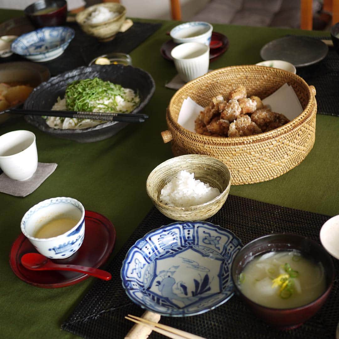 Risako Yamamotoさんのインスタグラム写真 - (Risako YamamotoInstagram)「今月のお料理教室🥢 テーマは一汁一菜。 ・ ・ 真央さんの絶品唐揚げのヒミツ、絶対これから実践します🙏🏻♥️ ・ 真央さんの丁寧な暮らしに憧れ、真央さんのお茶目で乙女な一面も大好きです♡😍 #真央さんのお料理教室 #真央ちゃん♥️ #お料理教室 #一汁一菜」11月30日 18時12分 - risako_yamamoto