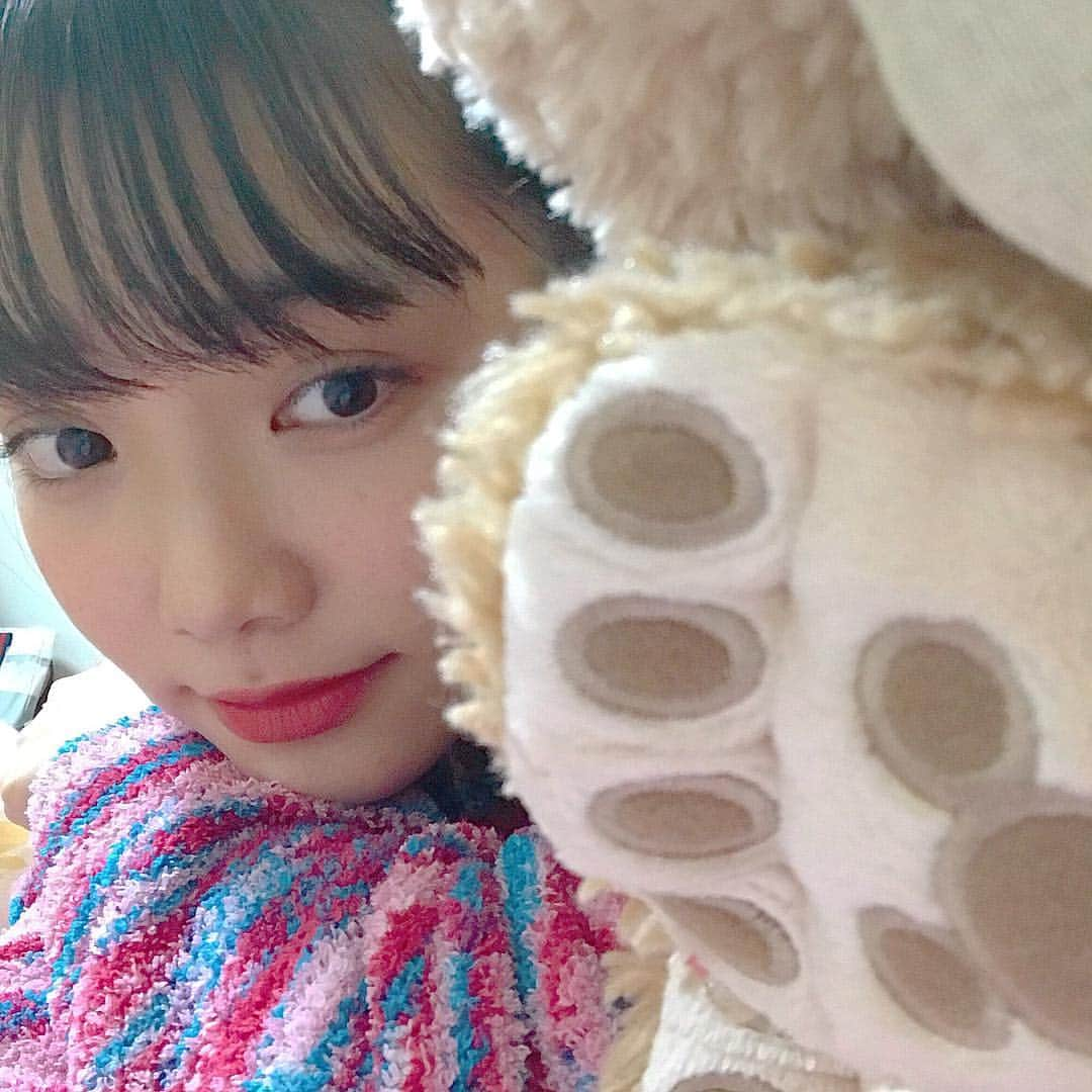 佐久間乃愛さんのインスタグラム写真 - (佐久間乃愛Instagram)「. あしっ🐾 ＊ #ダッフィー #ダッフィーの足 #ミッキー #かわゆい」11月30日 20時29分 - noa_sakuma