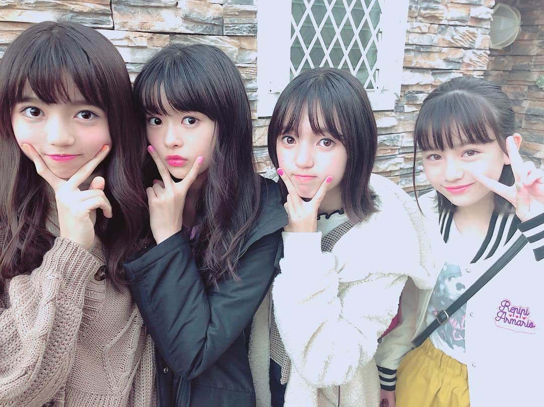 ニコ☆プチのインスタグラム：「🤗📺 モっと！ ニコ☆プチTV撮影の時のオフショット🥳⁑⁑⁑ #阿部ここは #藤村木音 #中村紗亜也  #琴楓  #モっとニコプチTV配信は12月19日から #2月号発売は12月22日です #お楽しみに」