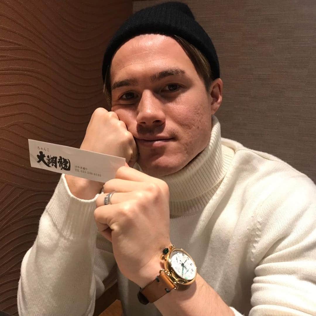 のインスタグラム：「Thank you so much for a wonderful Christmas gift @atom_milano_watches  #atom #italy #watch #nice #cool #gotokusakai #fashion #アトムミラノ #オシャレ #かっこいい #イタリア #腕時計」