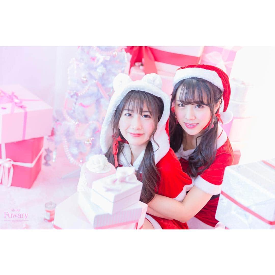 石田晴香のインスタグラム：「みいちゃんと💗 . #christmas  #japanesegirl  #作品撮り  #熊本美和」