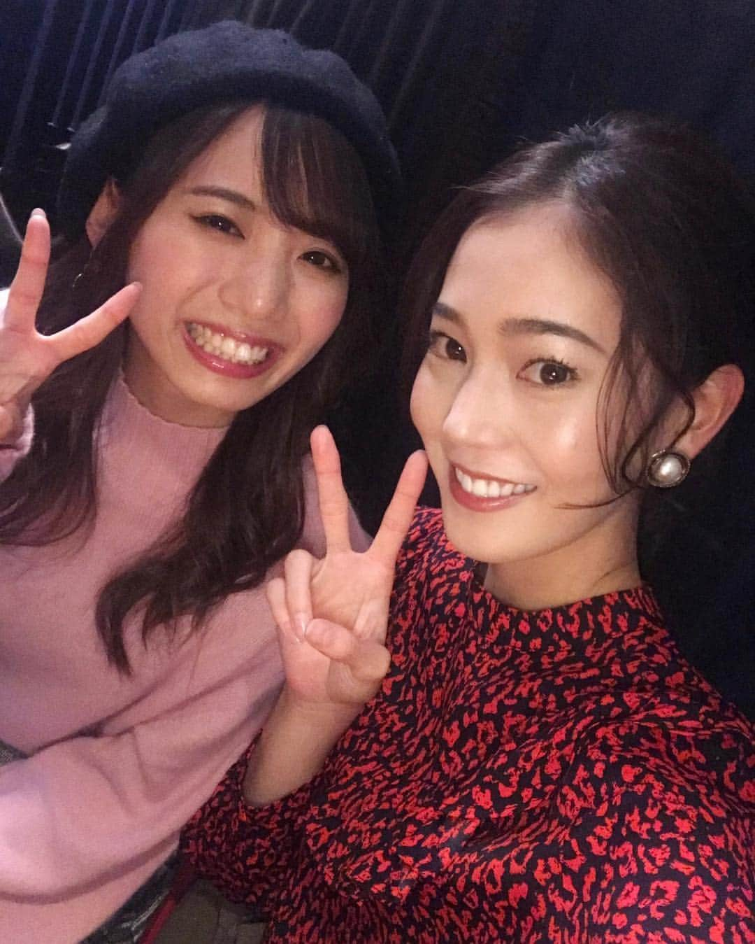 竹下智穂さんのインスタグラム写真 - (竹下智穂Instagram)「先週『やすとも・友近のキメツケ』 ちょい美人と美人はどちらがモテるか？ という一部企画にに出演させて頂きました！❤️ . 関西の方は見られてる方も多くて、 告知できてなかったのに見たよって連絡たくさん❤️ ありがとうございますーー😍😍 . . 写真はご一緒したえりちゃん☺️ . 企画の中でのモテテク! 私も大きな袖の服から手を出すのやらなければ🙋‍♀️笑 . #tv#関西#やすとも友近のキメツケ#モテテク」12月26日 11時14分 - 107_chiho_imaa