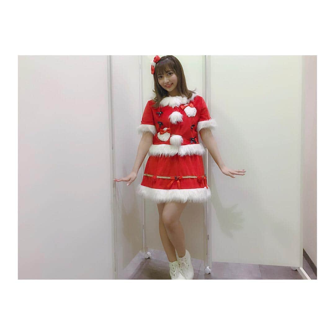 太田里織菜さんのインスタグラム写真 - (太田里織菜Instagram)「. クリスマスイヴイヴサンタ🤶🎄 . #らぶどる #クリスマス #クリスマスイヴイヴ #サンタコス #サンタ #サンタクロース」12月26日 15時19分 - riopyon1231