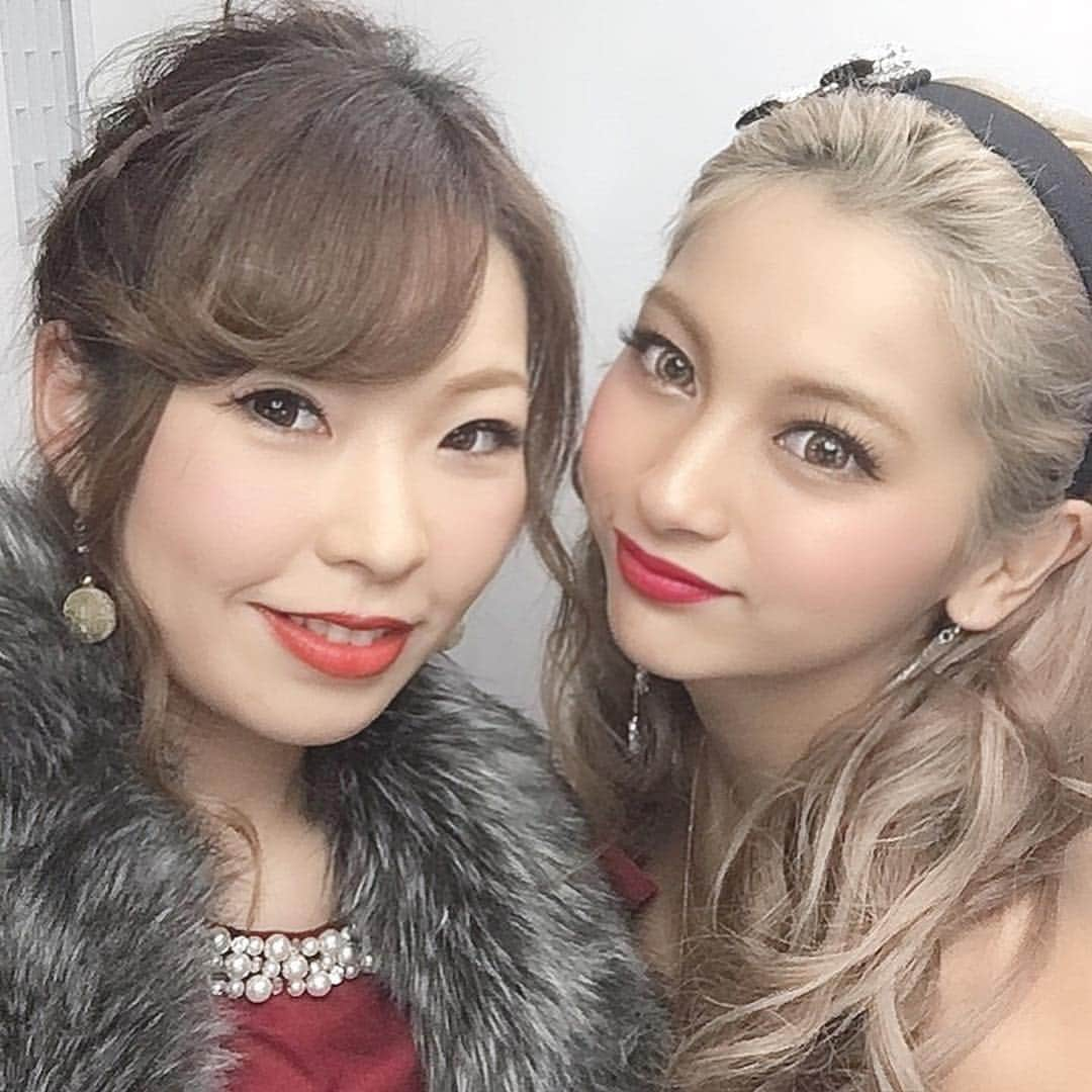 ゆきぽよさんのインスタグラム写真 - (ゆきぽよInstagram)「. . . クリスマスが終わった瞬間. 世の中のクリスマス撤去スピード. 凄くないですか🤨？？. . . #seeyouatchristmas」12月27日 2時07分 - poyo_ngy