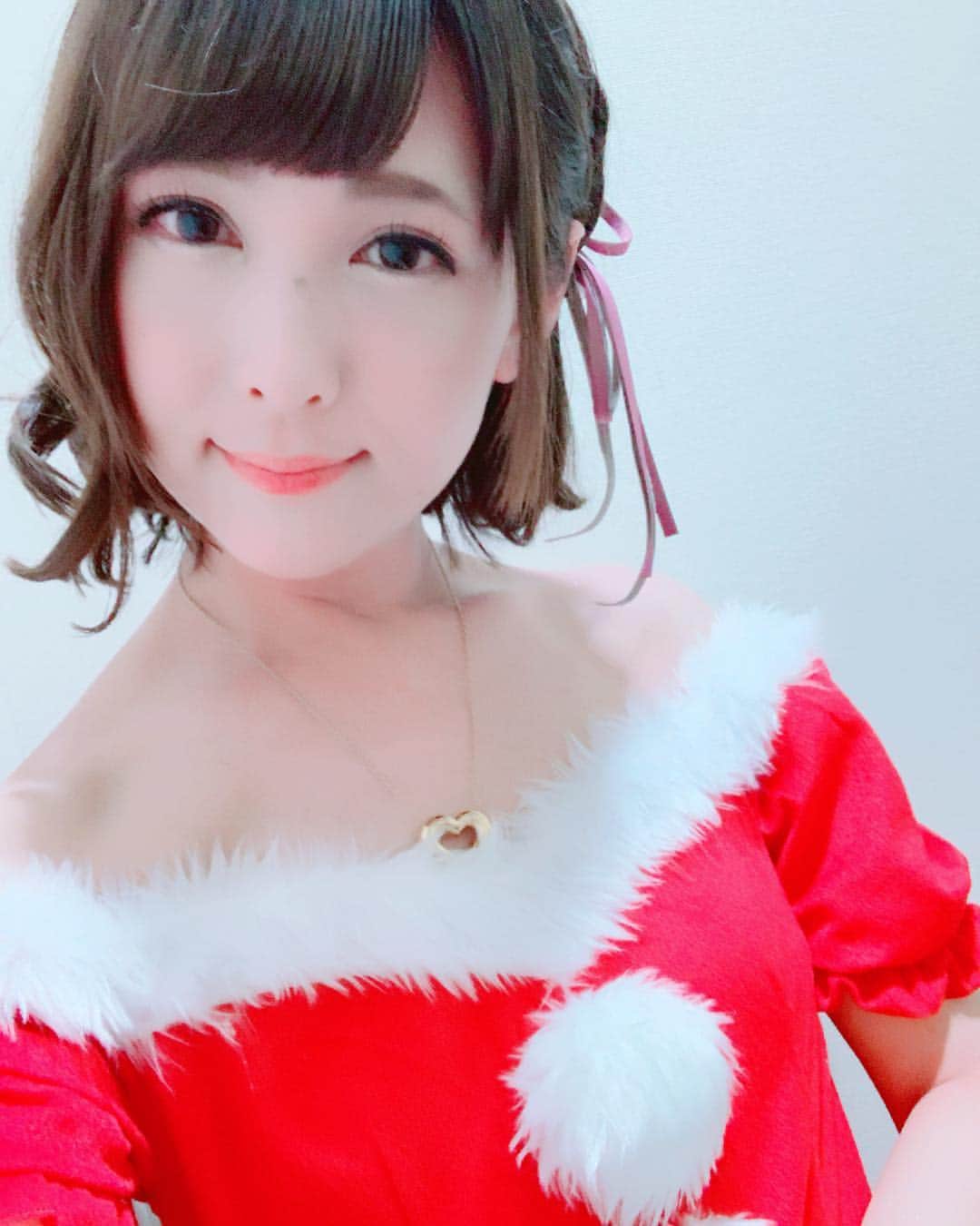 椿姫彩菜のインスタグラム：「メリークリスマス(遅」