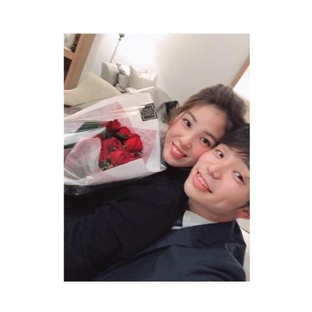 のインスタグラム：「* 林田尚子ほんまに おめでとう😭♥️ もー聞いた瞬間鳥肌🥺 そしてほんまに自分のことのように 嬉しかった♥️♥️ 幸せになるんやで😘😘 りょーくんもおめでとう🥳💓 しょこのことよろしくね🙏. * * #大学時代ずっと一緒にいた#ほんま修羅場でもすぐふざけてまうあたしたち#キチガイ#大好きすぎる#人妻かー#羨ましい（笑）」