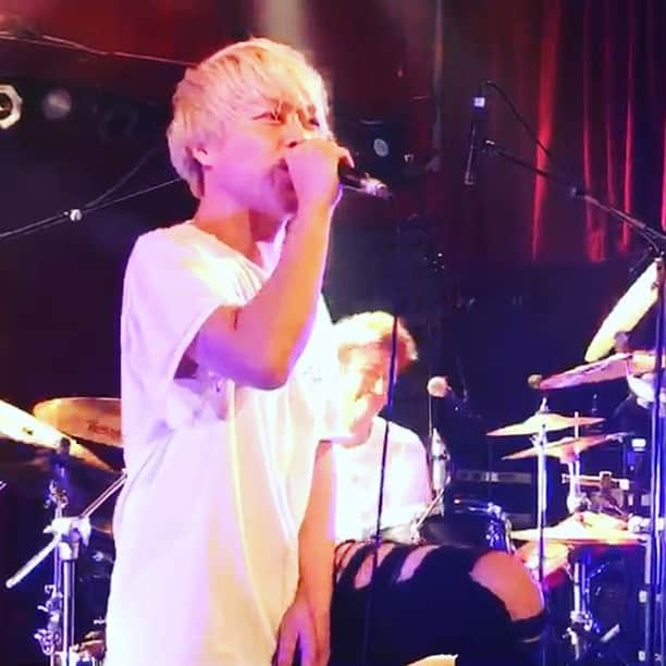 野田佳幹のインスタグラム：「12.20 渋谷チェルシーホテル Cicada🎶  #skyrocket #いちなな #17live #17music #17livestreaming ＃スカロケ ＃スカイロケット ＃＃チェルシーホテル ＃ライブハウス ＃クリスマス ＃クリスマスライブ #Christmas #X'mas ＃クリスマスライブ」