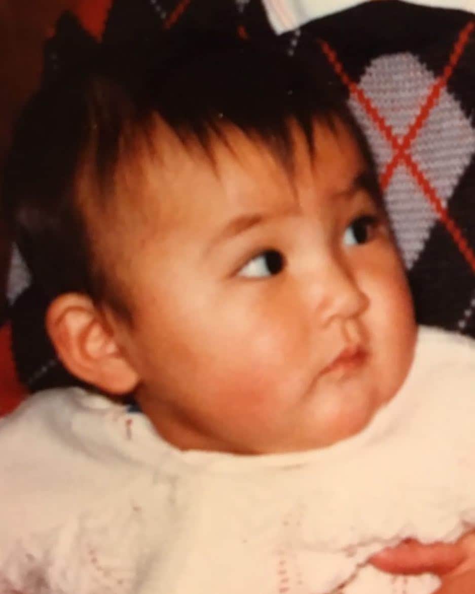 熊田曜子さんのインスタグラム写真 熊田曜子instagram 3歳の頃の私 次女の口元そっくり 次女 3歳 断捨離中 遺伝 33年前 おかっぱ 母がカット 前髪ぱっつん 大掃除 アルバムを見てしまった 中断 12月27日 10時08分 Kumadayoko
