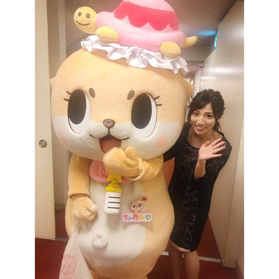 内田敦子さんのインスタグラム写真 - (内田敦子Instagram)「﻿ ﻿ ﻿ 和牛さんとも撮ってもらいました✨﻿ (わーい)﻿ ﻿ いつも文化放送さんの﻿ モーモーラジオ楽しく聴いてます☺︎﻿ ﻿ そして﻿ 秋葉原のゆるキャラちぃたん☆とも📸﻿ ﻿ ちぃたん☆からは﻿ 可愛いポーチを頂いてしまった😊💕﻿ ﻿ ﻿ #和牛 さん #ちぃたん」12月27日 20時04分 - atsuko_uchida1205