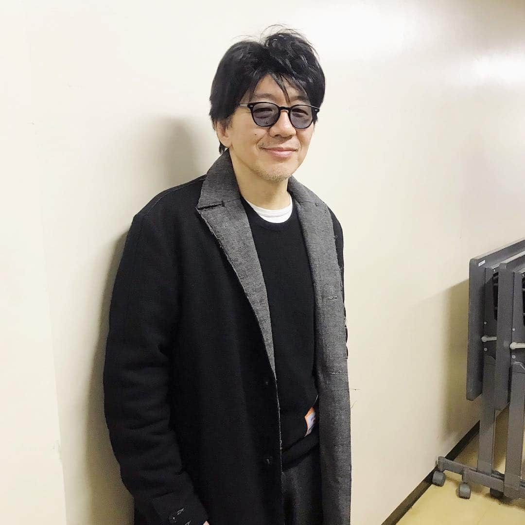 安珠さんのインスタグラム写真 - (安珠Instagram)「35th Anniversary 杉山清貴 Symphonic Concert 2018 @新宿文化センター  千住明さん編曲指揮のオーケストラで美声熱唱✨ ラストは、千住さん作曲で松井五郎さん作詞の「ハンドメイド」鳥肌✨ 撮影させて頂いたカレンダー速攻完売😊👍 #杉山清貴 #35thAnniversary #カレンダー #安珠写真家  @ 新宿文化センター」12月27日 13時45分 - anjuphotographer