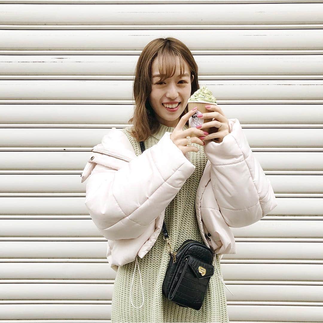 吉田佳菜さんのインスタグラム写真 - (吉田佳菜Instagram)「ㅤㅤㅤㅤㅤㅤㅤㅤㅤㅤㅤㅤㅤ ㅤㅤㅤㅤㅤㅤㅤㅤㅤㅤㅤㅤㅤ 2019年最後のネイルはちゅるんとしたピンクの 単色ネイルにしてもらいました💗 ㅤㅤㅤㅤㅤㅤㅤㅤㅤㅤㅤㅤㅤ ちえさん(@chie.1113)オリジナルのカラー💅💕 透明感があってお気に入りです♡ ㅤㅤㅤㅤㅤㅤㅤㅤㅤㅤㅤㅤㅤ アップルグリーンとの相性も◎🍏💕 ㅤㅤㅤㅤㅤㅤㅤㅤㅤㅤㅤㅤ ㅤㅤㅤㅤㅤㅤㅤㅤㅤㅤㅤㅤㅤ #nail #ネイル #単色ネイル #ちわこnail ㅤㅤㅤㅤㅤㅤㅤㅤㅤㅤㅤㅤㅤ」12月27日 23時17分 - yshdkana
