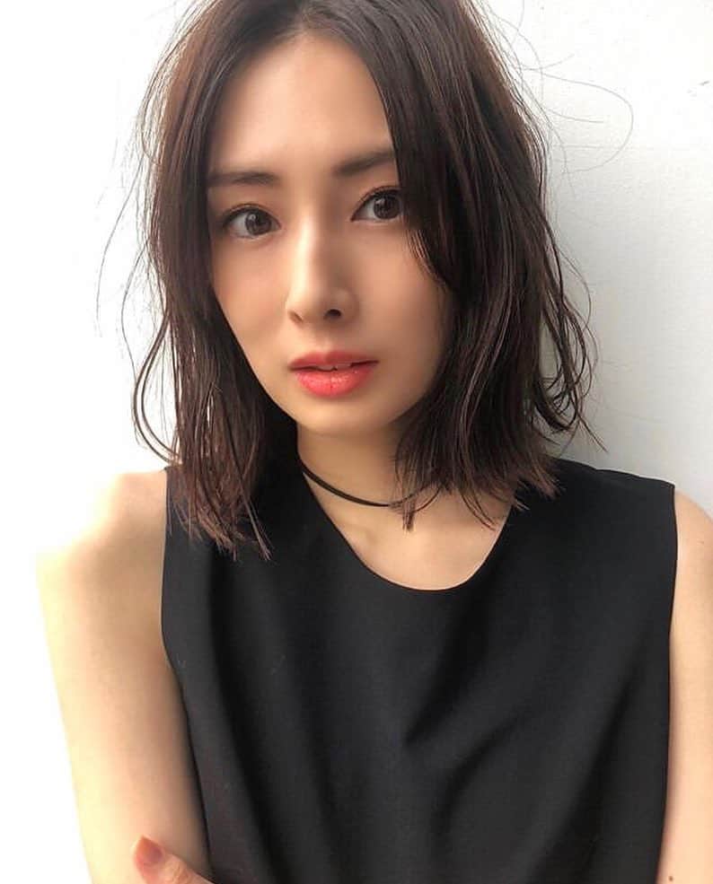 北川景子　ファンアカウントのインスタグラム：「#北川景子  #keikokitagawa  #instagood  #instafashion  #instabeauty」