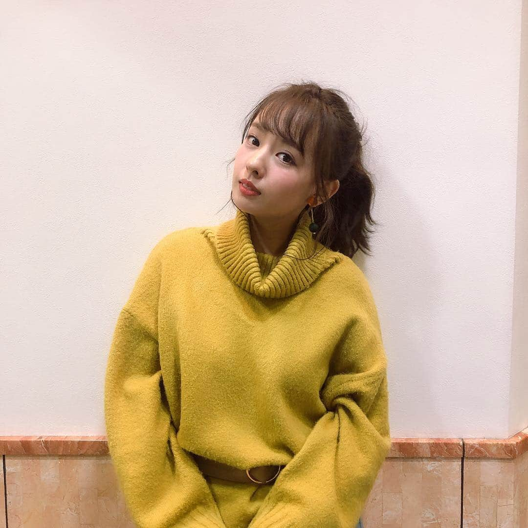 山田菜々さんのインスタグラム写真 - (山田菜々Instagram)「おはようございます☺︎ トップス @jeanasis_official  スカート @black_mouton_official  サンダル @re_rz  イヤリング @cccm_sbj  #貼るピアス」12月28日 7時48分 - tannana.yamada