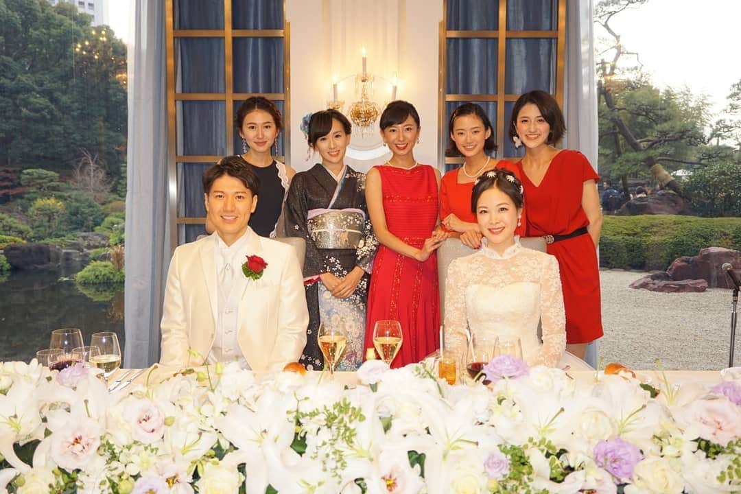 のインスタグラム：「Unforgettable wedding of a beautiful couple 💓 . あやのつんの結婚式へ☺️ 美男美女のおちゃめさや知性が光る素敵なお式でした♥️ . みんなとミス日本の同期になってから、もう7年✨ 結婚しても、いつかお母さんになっても一生仲良くしてね🌸 スピーチ、ミスのコンテスト時並みに緊張しちゃった😉笑 . #結婚式 #披露宴 #挙式 #ウェディングドレス #色打掛 #振袖 #ドレス #ニューオータニ #ミス日本 #美男美女 #新郎新婦 #wedding」