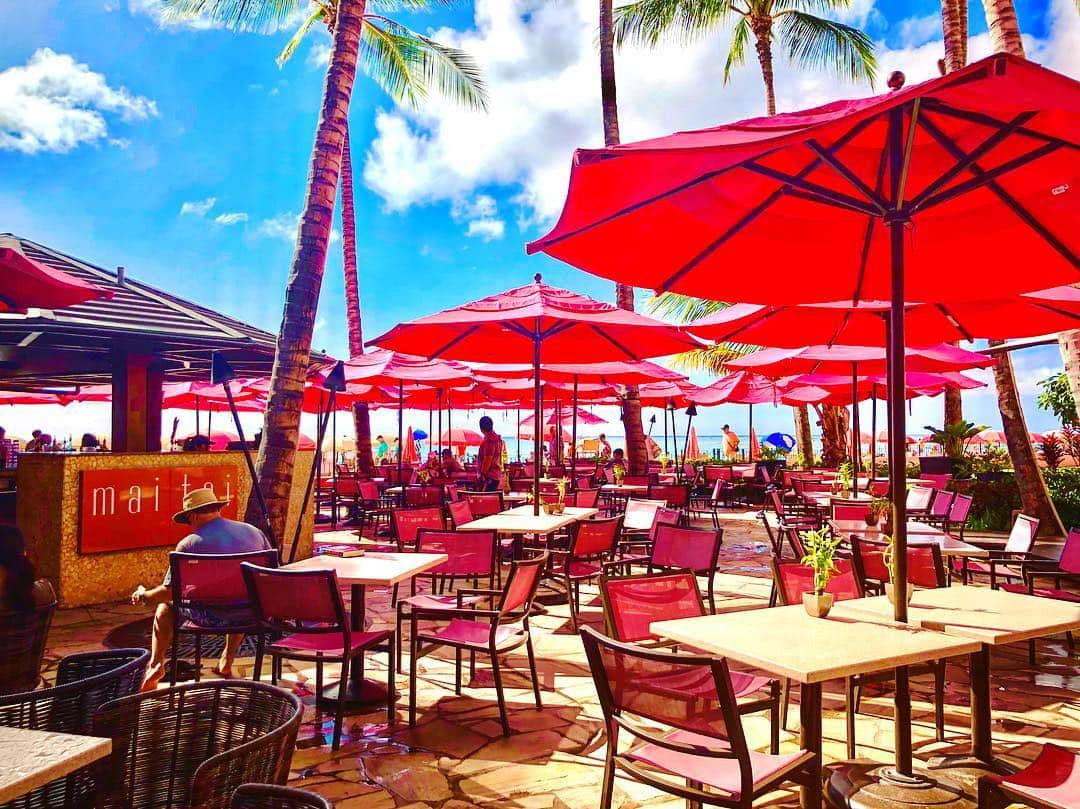 秋丸美帆さんのインスタグラム写真 - (秋丸美帆Instagram)「PINK🌈 . #hawaii #waikiki #breakfast #surflanai #pink #kalakaua #honolulu #ハワイ #ワイキキ #朝食 #ワイキキビーチ #サーフラナイ #カラカウア #ロイヤルハワイアン #ホノルル #ピンク」12月28日 18時49分 - mippy34