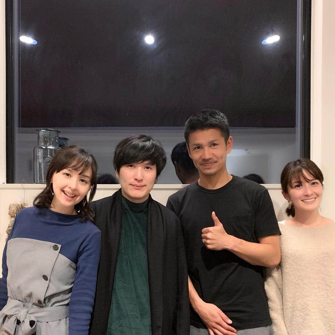 乙黒えりさんのインスタグラム写真 - (乙黒えりInstagram)「あー楽しかった 谷口家忘年会。 ノンアルコールで日中に開催。里菜のおいしーいヘルシーな手料理も最高❤️ 主人の話に終始大爆笑。 子供たちもたーくさんあそんで帰り道はぐっすりです！ #忘年会 #2018 #まもなく今年も終わるね」12月28日 19時04分 - ellyotoguro