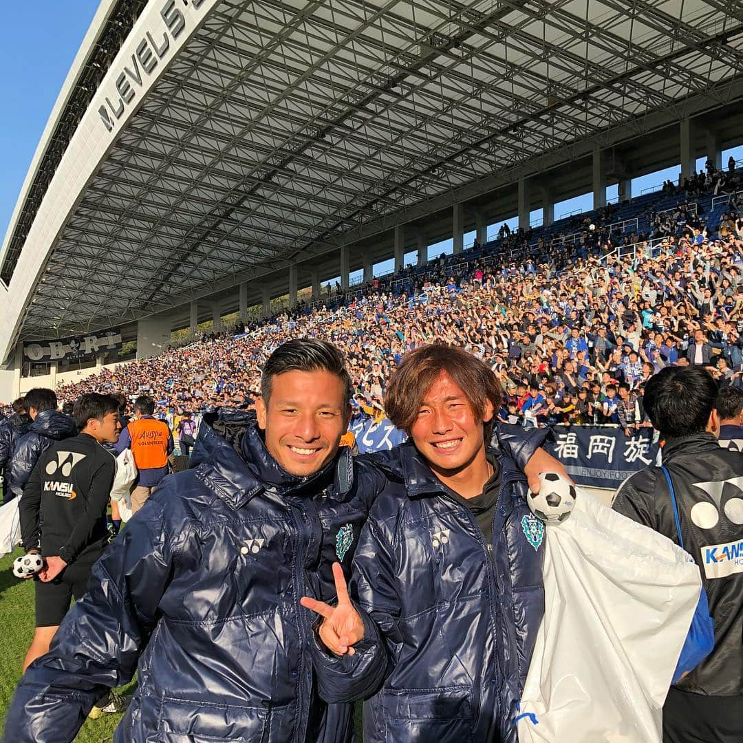 平尾壮さんのインスタグラム写真 - (平尾壮Instagram)「いつも熱い声援ありがとうございました！ #ガンバ大阪 #アビスパ福岡 #町田ゼルビア」12月29日 16時31分 - hiraosou