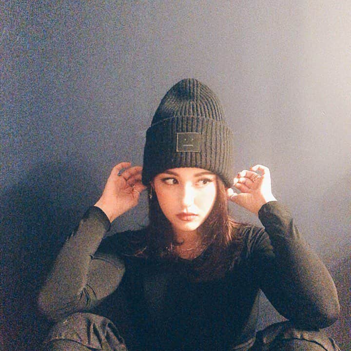 ソミさんのインスタグラム写真 - (ソミInstagram)「🖤」12月5日 20時14分 - somsomi0309