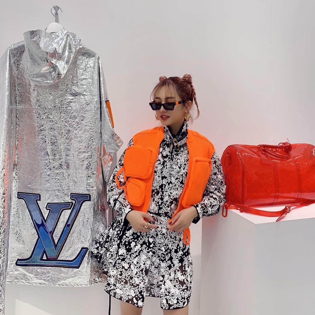 megbabyさんのインスタグラム写真 - (megbabyInstagram)「🤑🧡🧬🔫#louisvuitton2019ss 春夏のMENSかわいすぎる🥺」12月5日 20時38分 - _megbaby_