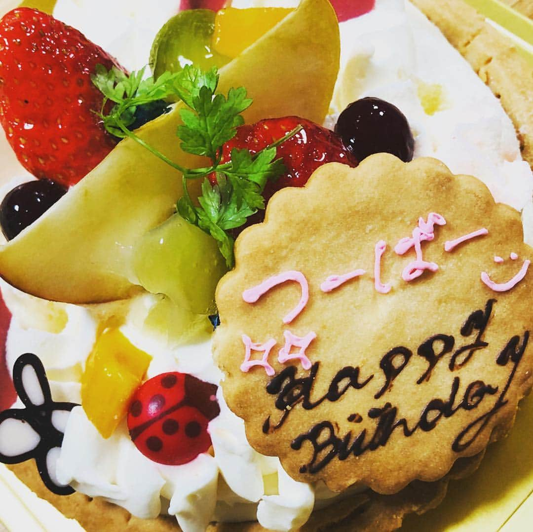 國場翼さんのインスタグラム写真 - (國場翼Instagram)「本日、２５歳を迎えました！！！ . たくさんのメッセージや連絡 . ありがとうございます🙇  これからも國場翼を . よろしくお願いします！！」12月5日 21時47分 - tsubasa.57