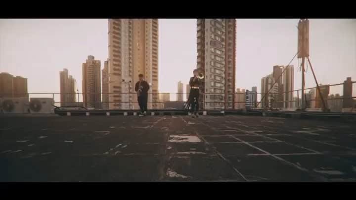 ステファニーのインスタグラム：「🔥🔥🔥DA-Dee-MiX feat.BUDDHA BRAND & VIKN🔥🔥🔥 新曲"DIAMOND"のMVついに公開！！！！！！！マジナイスジョブ👍👍12/8のライブに向けてより一層気合い入りますね！！！私も出演するから来てねーー😆🙆‍♀️🎊 DA-Dee-MiX feat.BUDDHA BRAND & VIKN with their brand new music video of their new song "DIAMOND"! GREAT job guys.🙌」