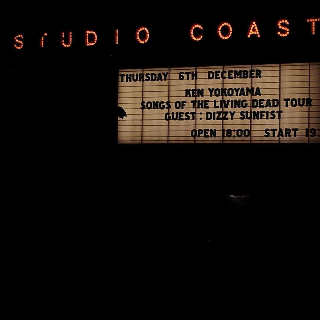 山口隆さんのインスタグラム写真 - (山口隆Instagram)「すんげーロックンロールが鳴り響いてました🤩 幸せでした、ありがとうございます🤩🙇🏻 #kenband  #dizzysunfist」12月6日 23時25分 - yamaguchi_sbm