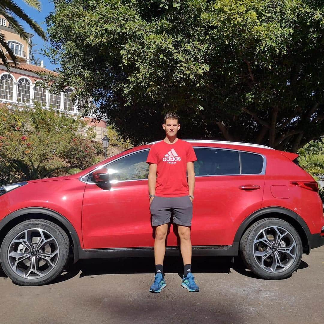 ドミニク・ティエムさんのインスタグラム写真 - (ドミニク・ティエムInstagram)「Gracias @kia.canarias for providing me this beauty for my preseason in Tenerife ! 🚘 ☀️ #kiamotors #preseason #heretocreate #4ocean」12月7日 2時25分 - domithiem