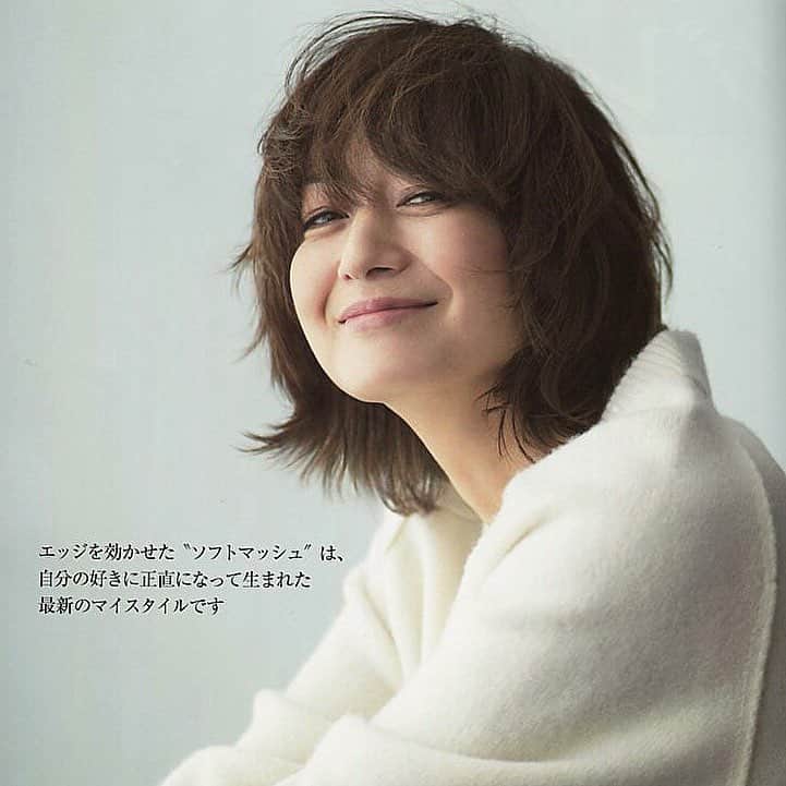 富岡佳子さんのインスタグラム写真 富岡佳子instagram エクラ1月号 富岡佳子 プライベート スタイル 進化中 全14ページの締めくくりは富岡ヘアのクローズアップでした エッセイも合わせて是非ご一読くださいね 12月7日 8時22分 Yoshikotomioka