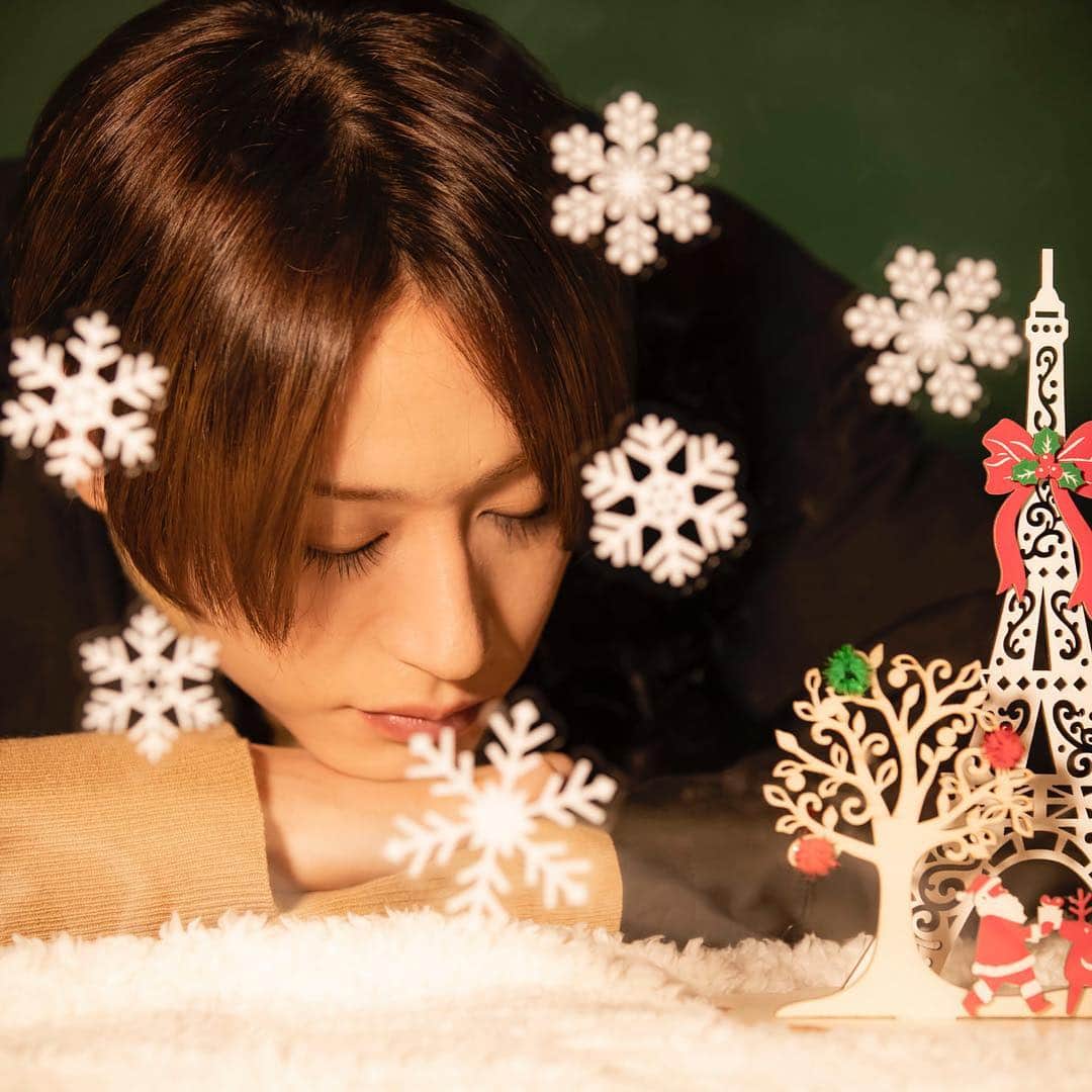 前山剛久さんのインスタグラム写真 - (前山剛久Instagram)「POTATO  12月7日、本日発売。  #クリスマス #雪」12月7日 11時52分 - maechan_we_taka