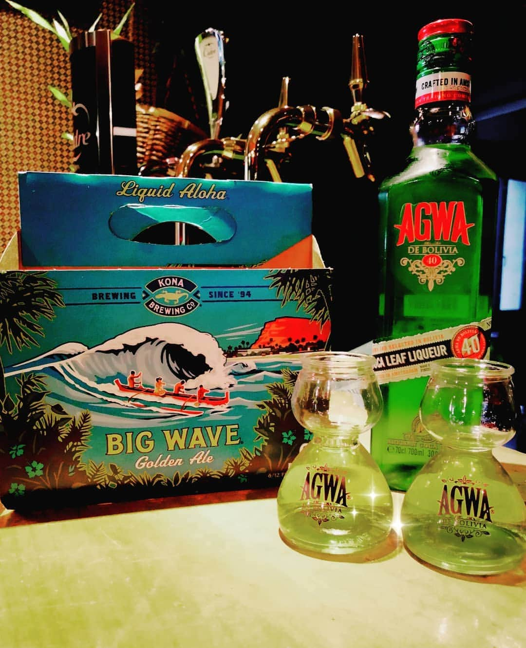 龍乃巣さんのインスタグラム写真 - (龍乃巣Instagram)「無国籍創作＆Bar 龍乃巣 . . ｢AGWA ｣ . .世界NO.1のプレミアムコカハーバルリキュールです。  AGWA 独特の味をお楽しみください。 . 忘年会新年会のご予約承り中です。  貸し切りの宴会人気です。  #龍乃巣 #松本 #居酒屋 #松本駅前 #飲み屋 #松本居酒屋 #新年会 #やすい #送別会 #歓迎会 #同窓会 #コカハーバル #美味しい #こすぱ #食べログ #忘年会 #bar #matsumoto #アグワボム #foodstagram #ボリューム満点 #飲み放題あり #かしきり #結婚式二次会会場 #イベント #宴会 #二次会 #女子会  #結婚式二次会#agwa 営業時間:ランチ(月〜木)11:30～14:00※ラストオーダー13:30 ディナー:18:00～翌1:00※ラストオーダー24:00(月～木、祝)18:00～翌3:00※ラストオーダー翌2:00(金、土、祝前日)」12月7日 13時49分 - ryu.no.su_matsumoto