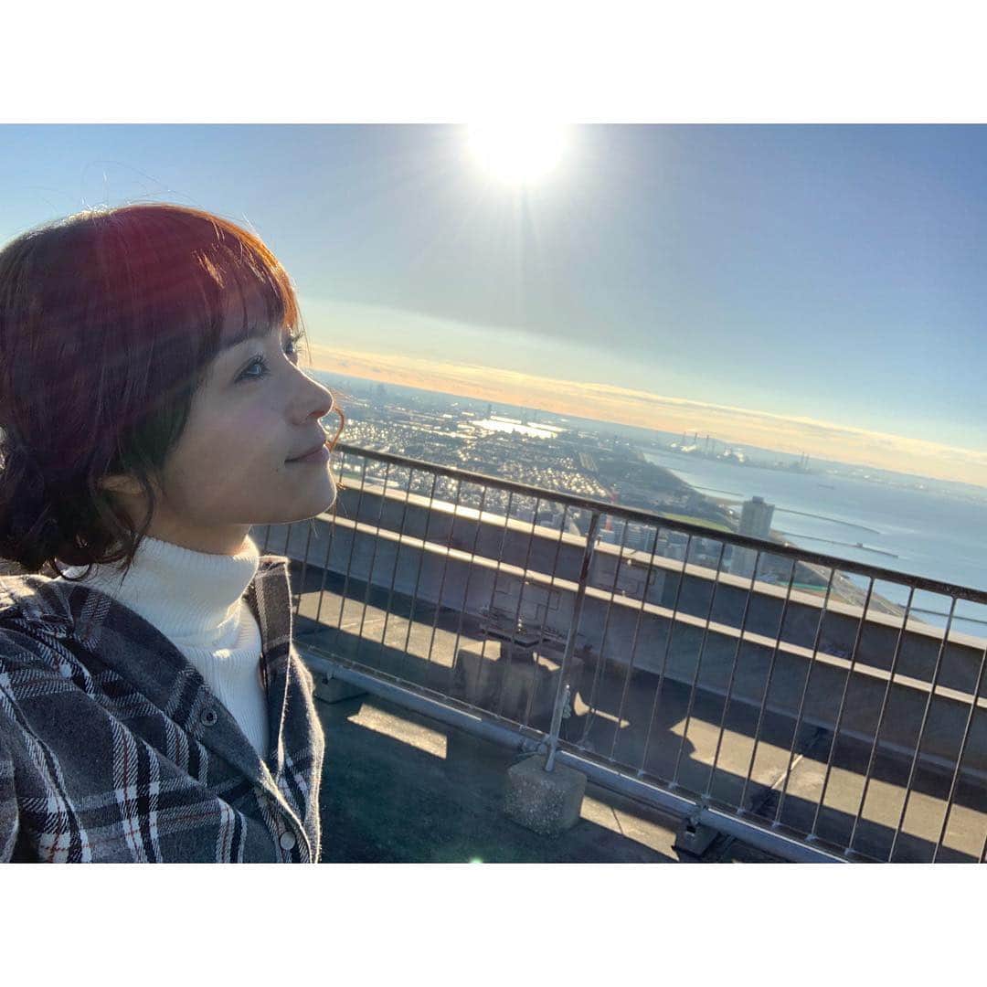 のインスタグラム：「朝陽が気持ちいい✨早起きは三文の徳。 #真夜中のおバカ騒ぎ  #原口あきまさ さん #mihiro」