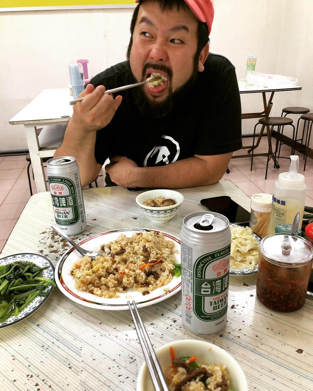のインスタグラム：「台北飯うまい🍻」