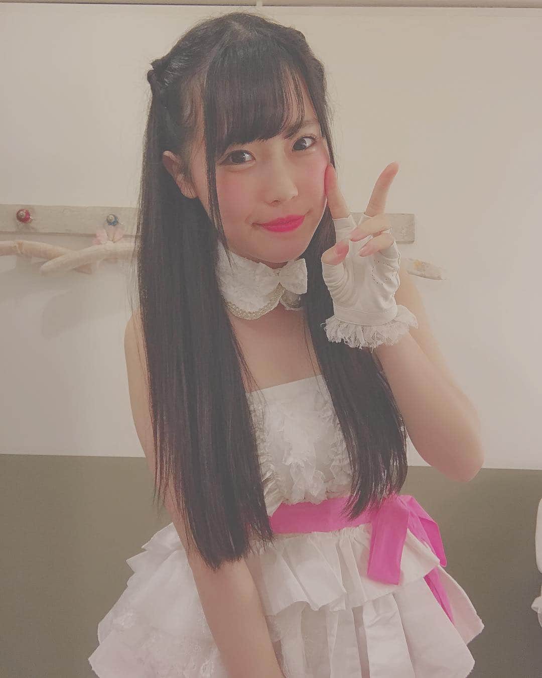 坂本舞菜のインスタグラム：「🍄💓 またまたキノコ衣装( ; _ ; ) ほんとにだいすきなの！！！ 着れて幸せです( ; _ ; )」
