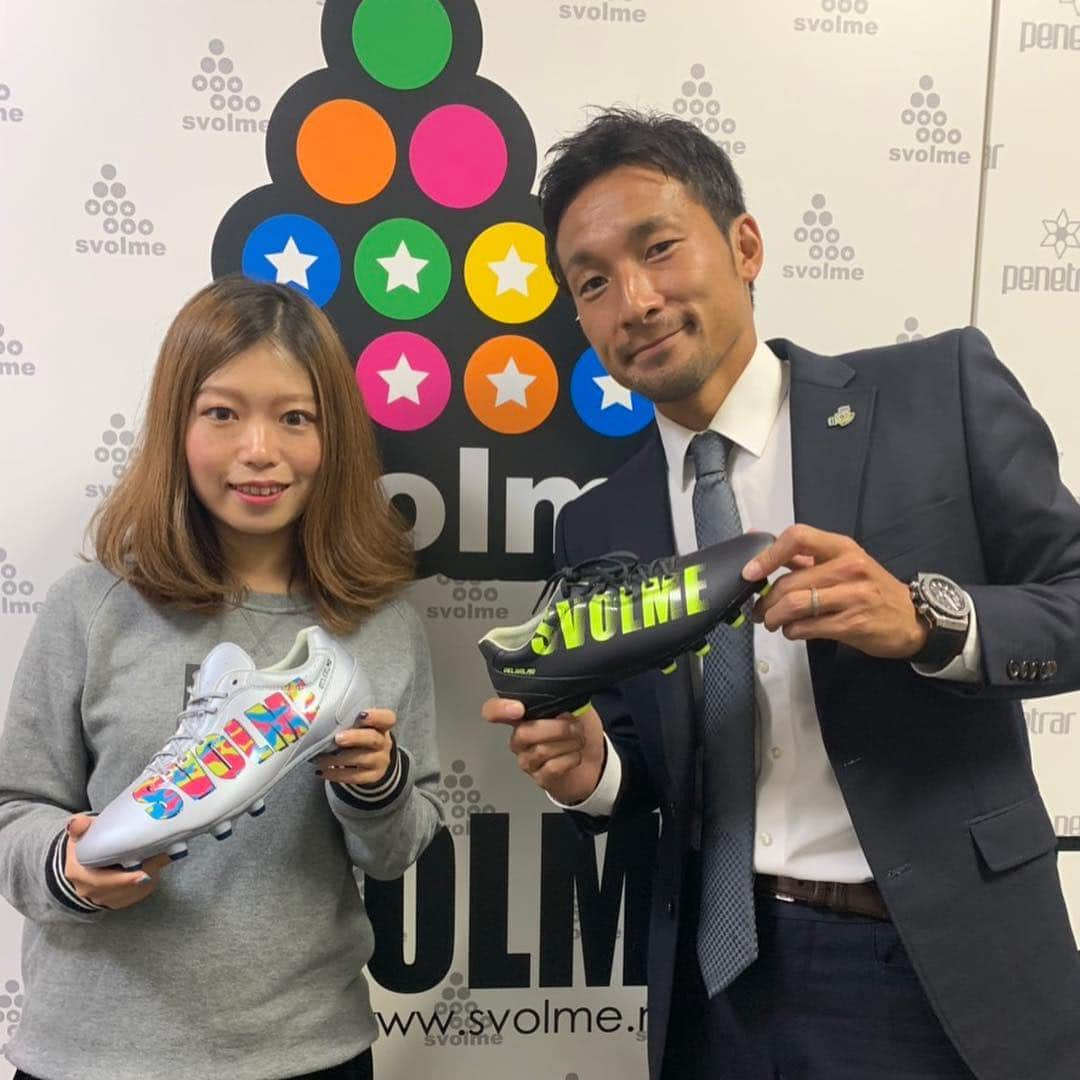 太田康介さんのインスタグラム写真 - (太田康介Instagram)「SVOLME本社にお邪魔してきました⚽️ ＊ お世話になってる渡邊社長と担当の海保さん！ ＊ いつもありがとうございます😊 ＊ 皆さまもSVOLMEご贔屓に 👍  #SVOLME  #fc今治  #太田康介」12月7日 17時14分 - kosukeota.7