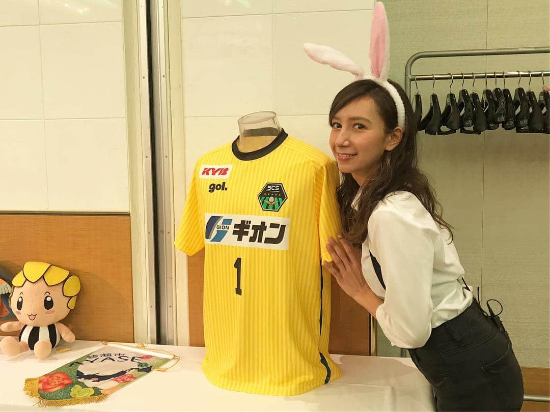 後藤ティファニーのインスタグラム：「前日SC相模原の2018シーズン報告会でした！ FORZAの撮影で、インタビューさせていただきました🐰 この様子は1月号で見られます！ 2018シーズンお疲れ様でした⚽️ 撮影にご協力いただいた選手の方がありがとうございました☺️✨✨」