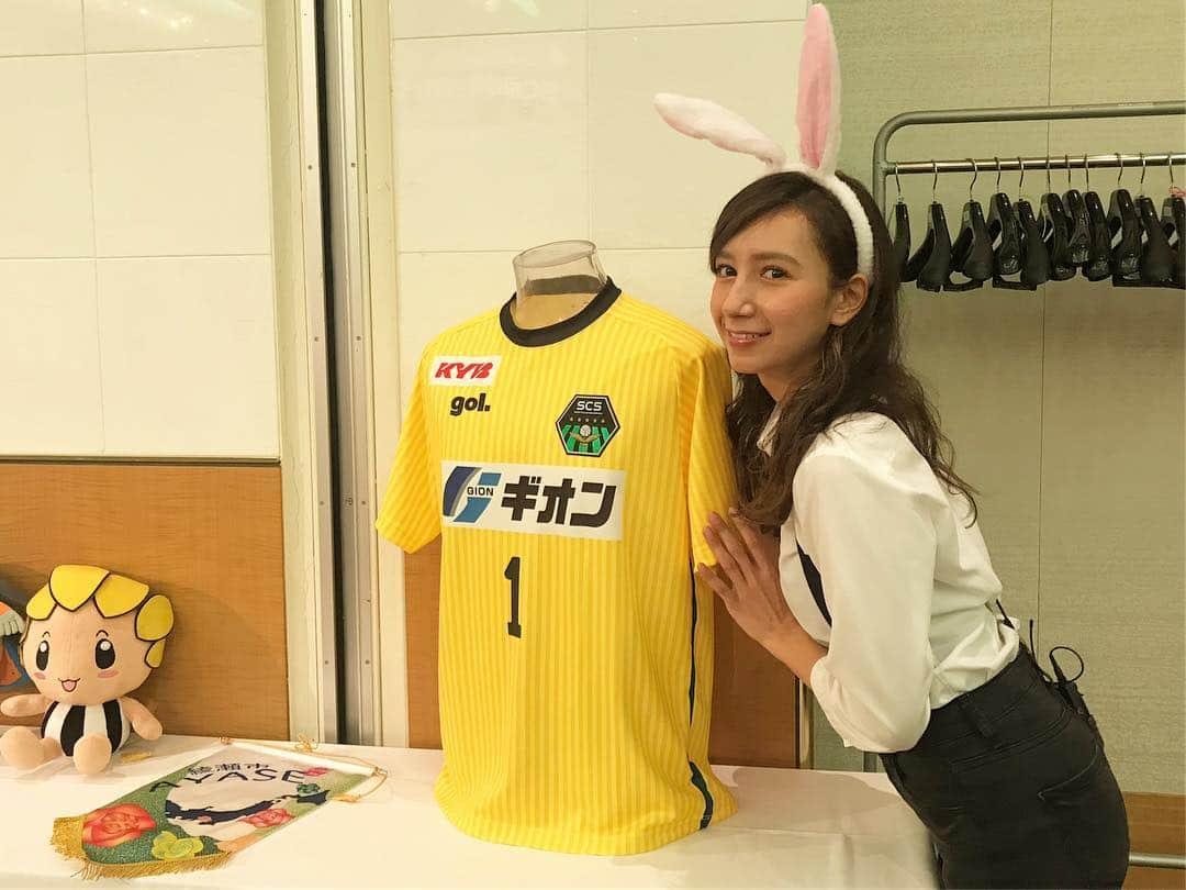 後藤ティファニーのインスタグラム：「前日SC相模原の2018シーズン報告会でした！ FORZAの撮影で、インタビューさせていただきました🐰 この様子は1月号で見られます！ 2018シーズンお疲れ様でした⚽️ 撮影にご協力いただいた選手の方がありがとうございました☺️✨✨」