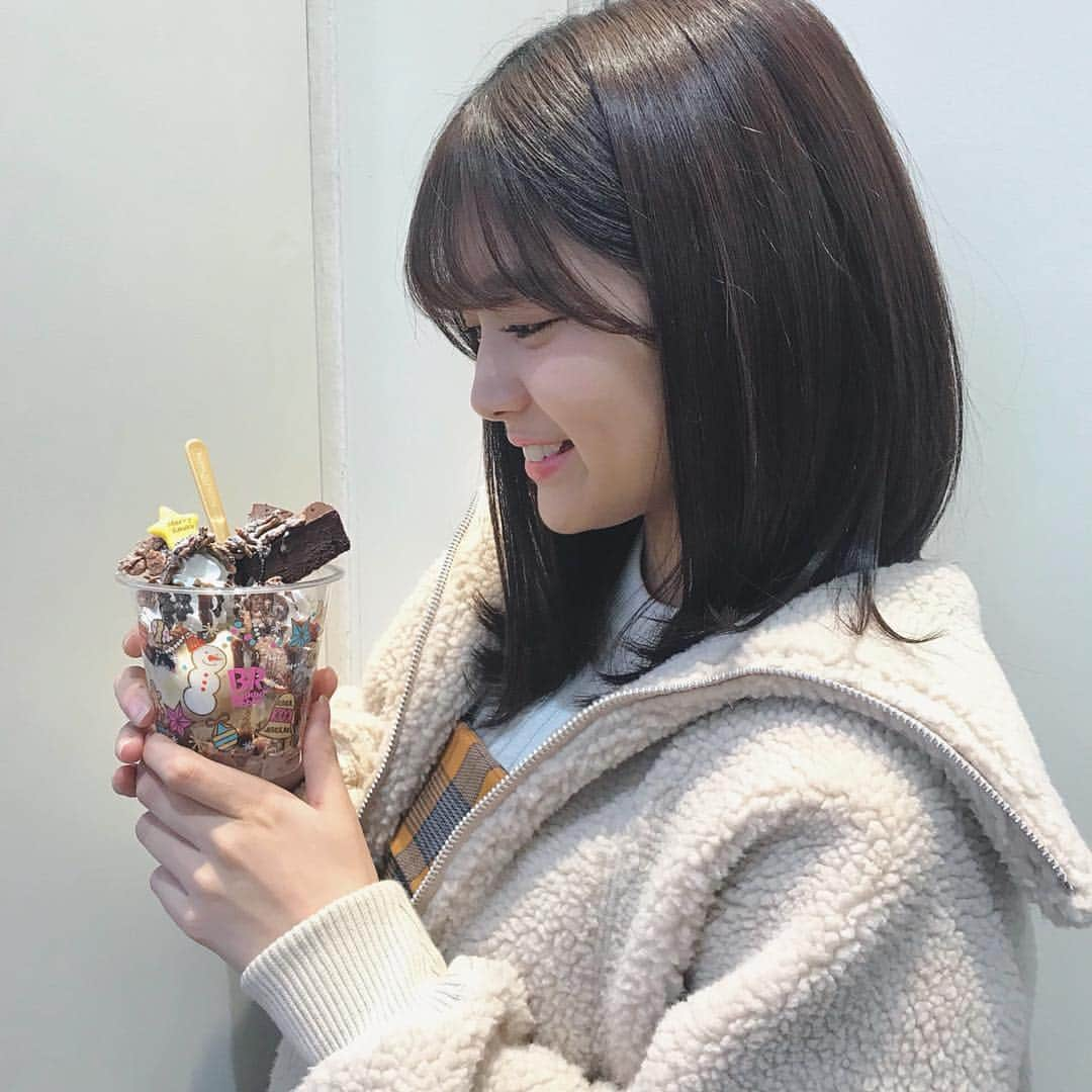 北野瑠華さんのインスタグラム写真 - (北野瑠華Instagram)「寒いけどアイス食べちゃう☺︎ #31icecream」12月7日 22時49分 - rukakitano0525