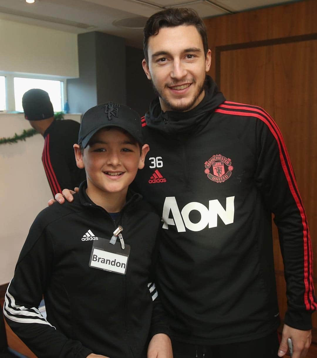 マッテオ・ダルミアンさんのインスタグラム写真 - (マッテオ・ダルミアンInstagram)「Great afternoon at #MUDreamDay! Nice to meet all this lovely fans ❤ @manchesterunitedfoundation @manchesterunited」12月8日 5時58分 - matteodarmian36